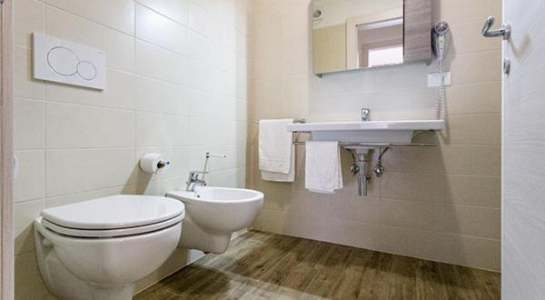 B&B Foscolo Llido Degli Estensi Bagian luar foto