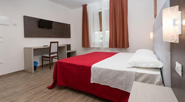 B&B Foscolo Llido Degli Estensi Bagian luar foto