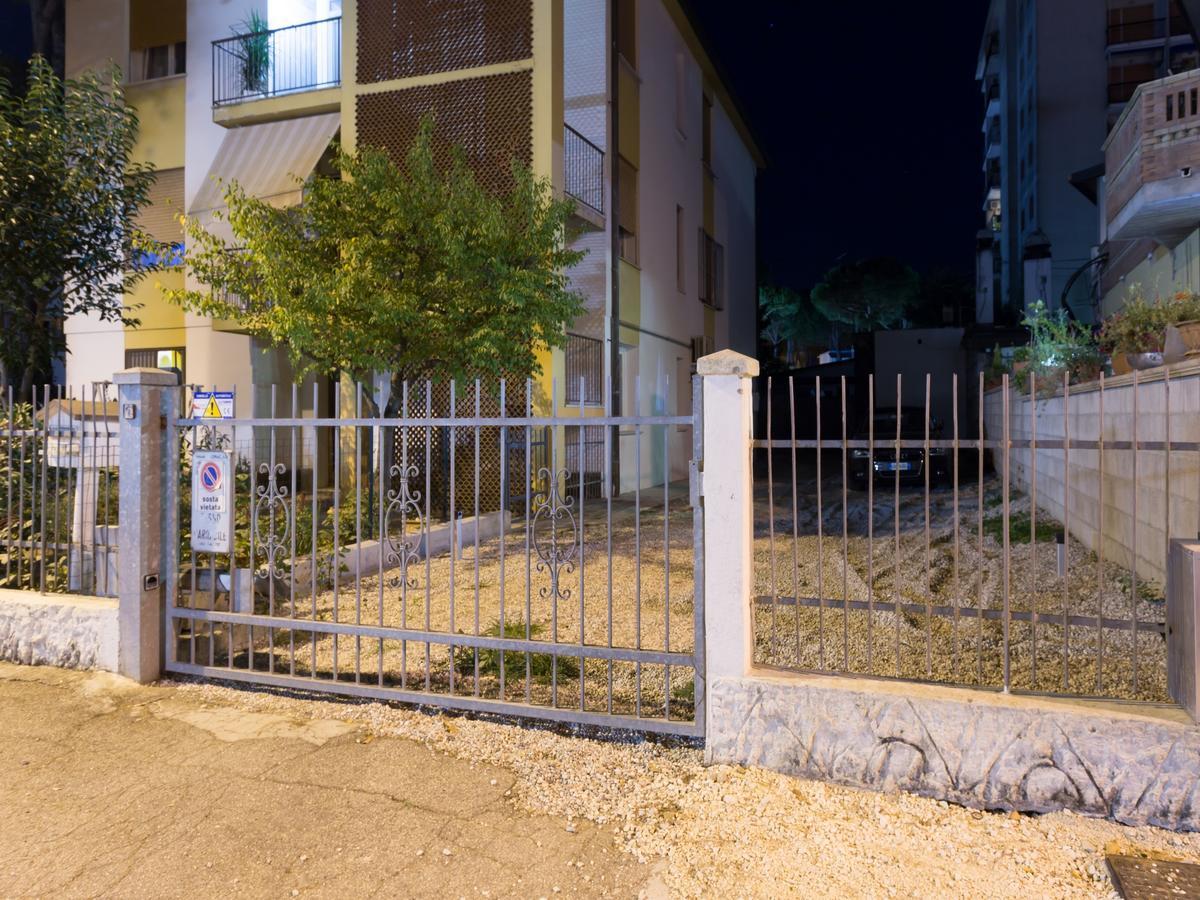 B&B Foscolo Llido Degli Estensi Bagian luar foto
