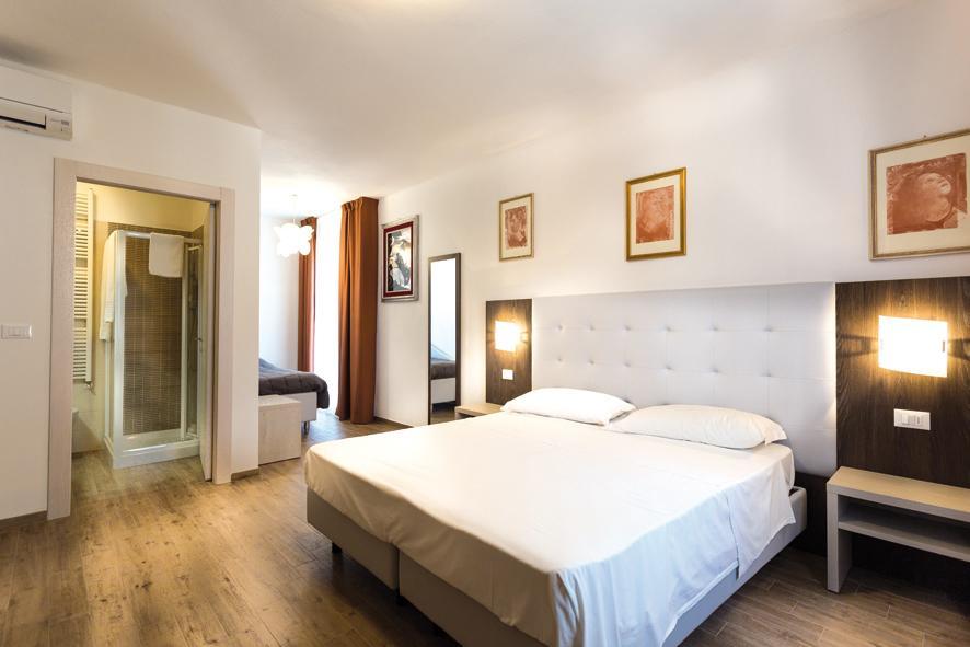 B&B Foscolo Llido Degli Estensi Bagian luar foto