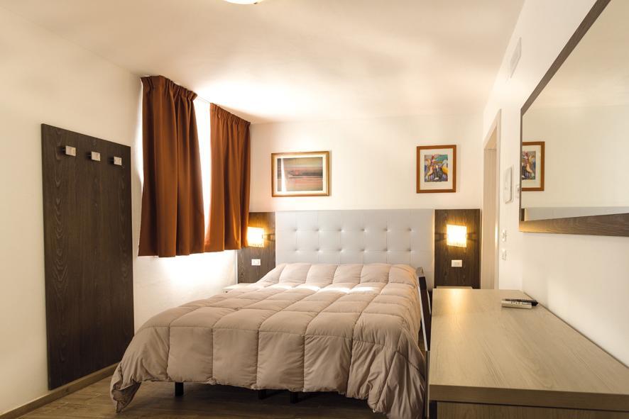 B&B Foscolo Llido Degli Estensi Bagian luar foto